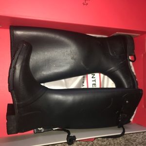 Black Hunter Rainboots